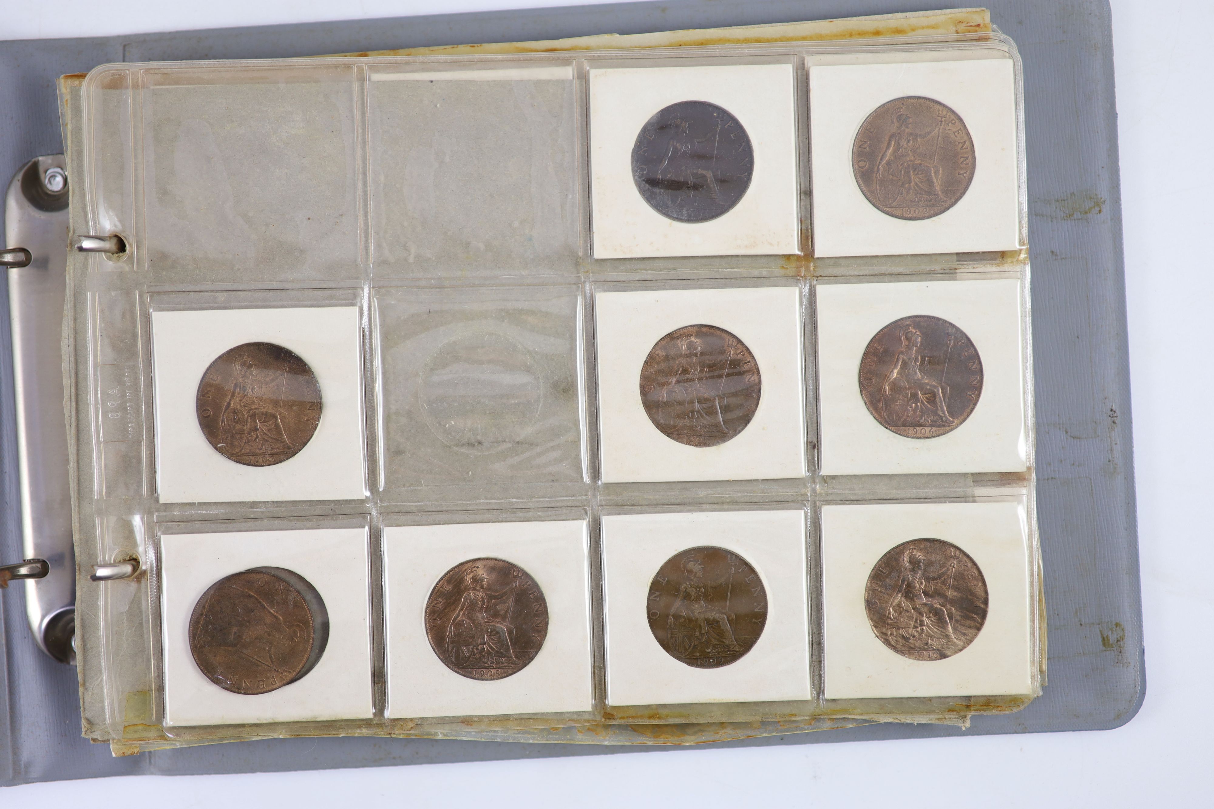 Queen Victoria to Queen Elizabeth II one penny coins, a long run from 1901-1967, the majority good EF to aUNC, including scarce 1904, 1922 and 1926 one pennies, aUNC